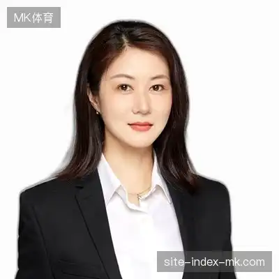 董娜恒